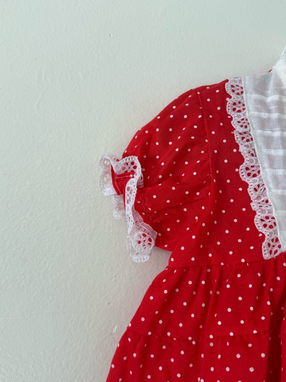 Vintage Baby Girl 9m Baby Doll Red & White Polka Dot Dress Lace Teired Ruffle - Picture 4 of 8